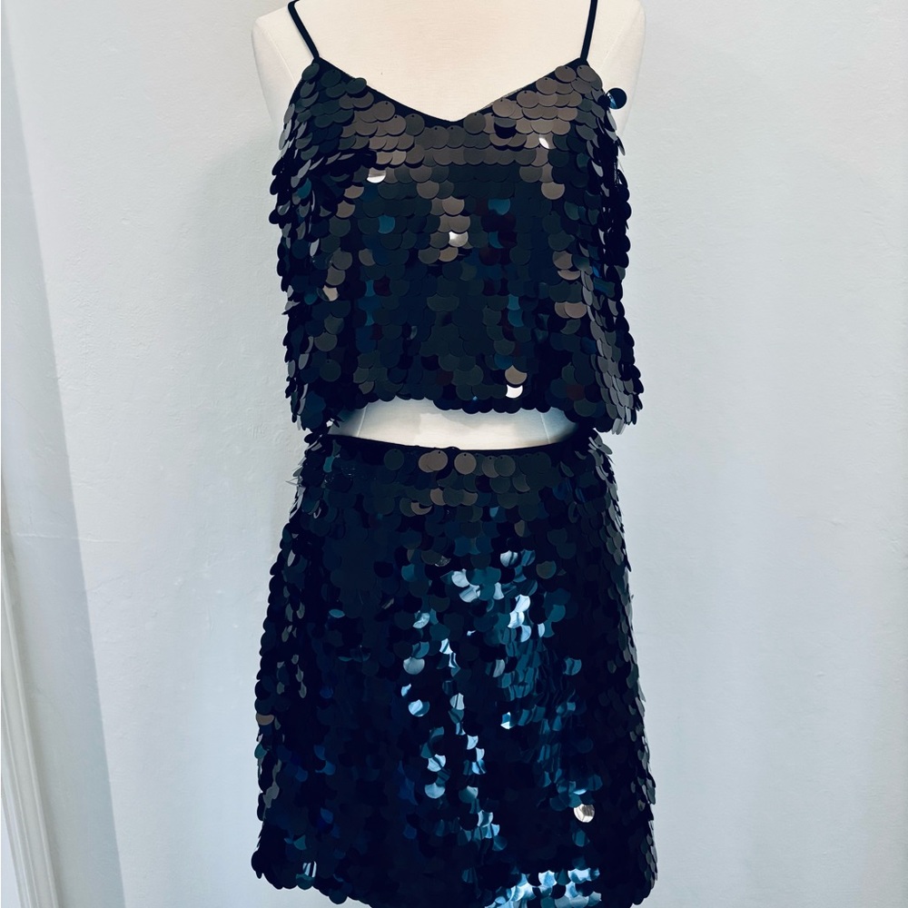 NWT Sincerely Jules Black Sequin 2-piece Crop Top Mini Skirt Set, Medium